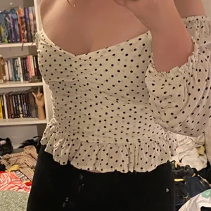 Blus från bik bok  - Storlek: medium ❤️