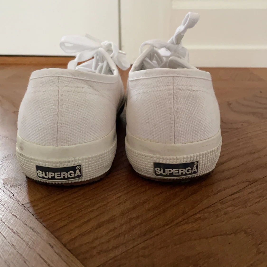 Superga skor i storlek 38 - 91