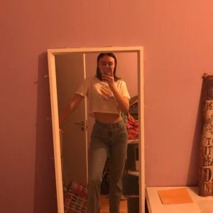 Cropped t-shirt - Skön och härlig cropped t-shirt 