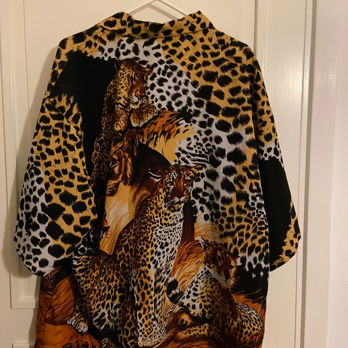 Skjorta djurmönster / leopard - 91