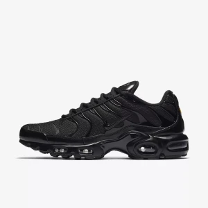Nike air Max plus - Säljer mina svarta air Max plus pga jag inte använder dem längre, ganska fint skick. Pris kan diskuteras vid snabb affär 