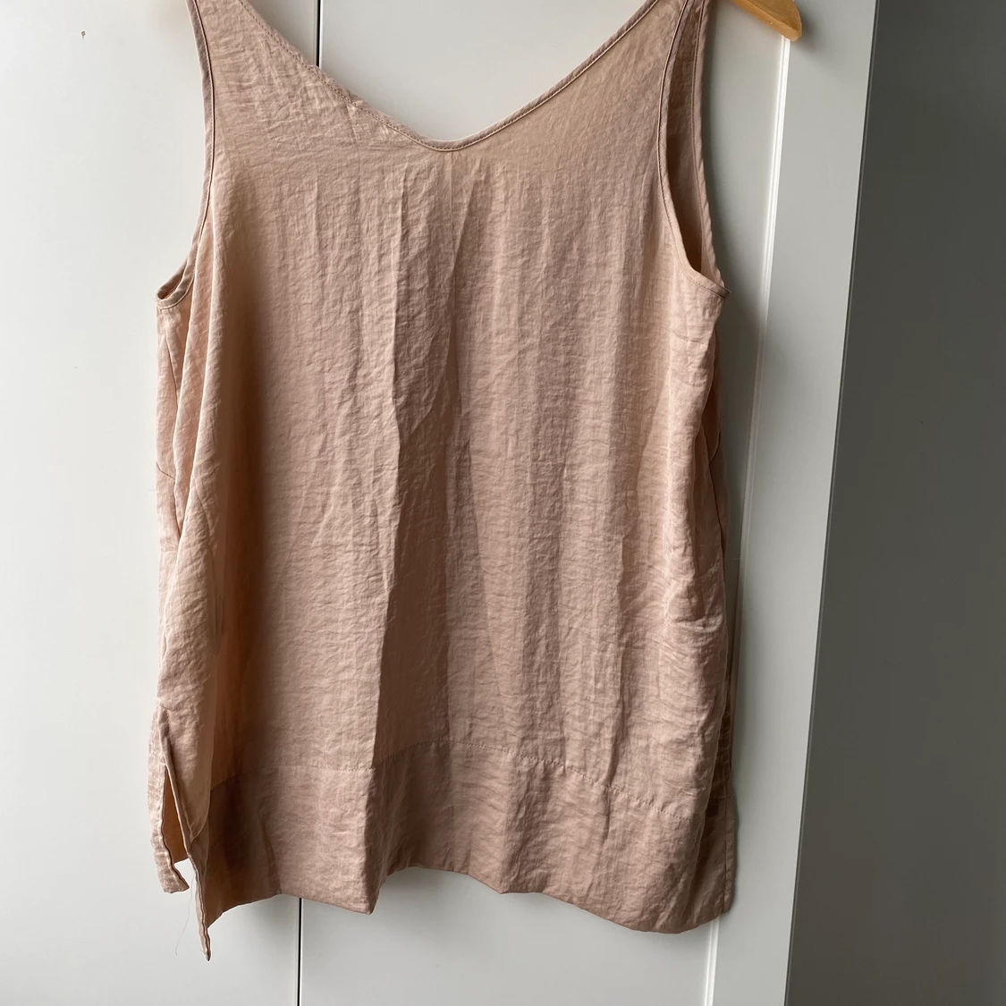 Oanvänt linne från H&M strl 38 - 91