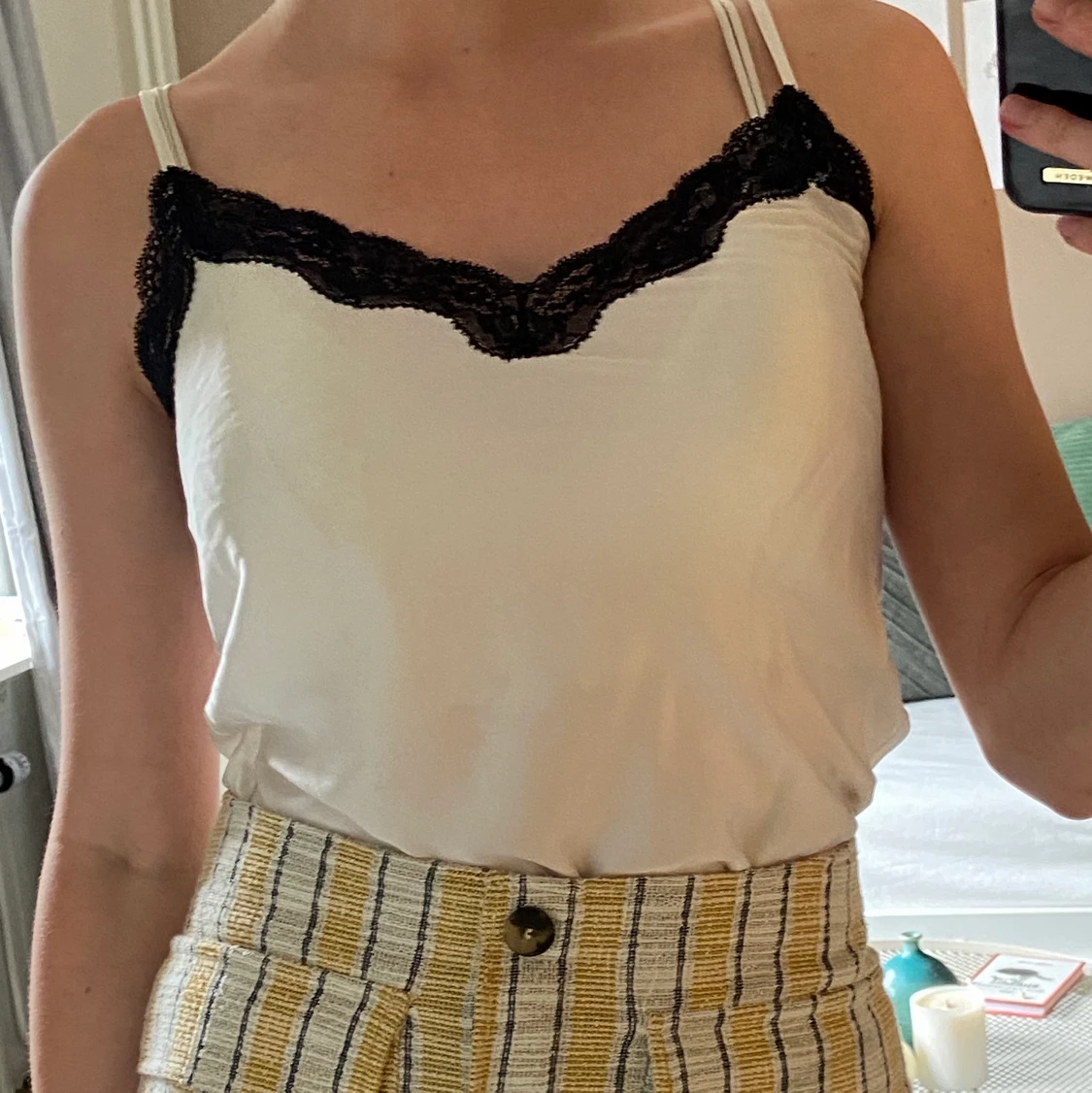 Topp ”en dentelle” - 90