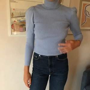 Stickad tröja - Stickad polo från Zara med puffärm 