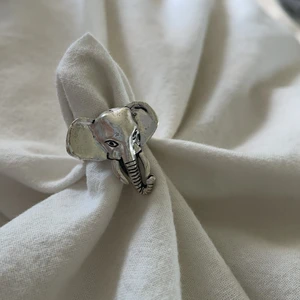 Elefantring - Elefantring🥰 köparen står för frakten💕💕