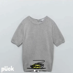 Zara - Säljer igen för oseriös köpare, jättefin slutsåld tröja från zara nyskick aldrig använd.