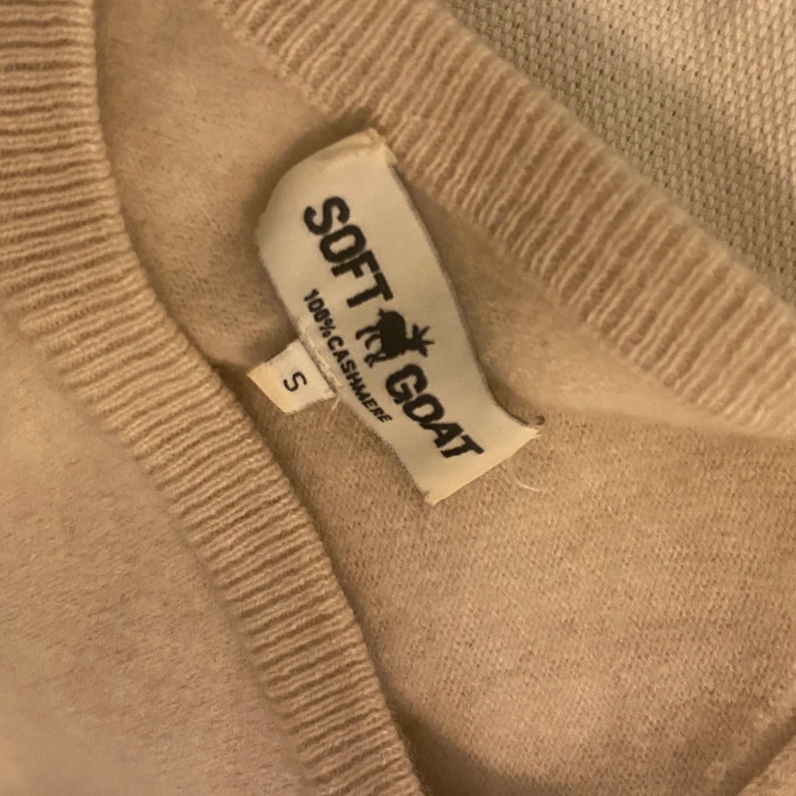 Stickad långärmad från Soft Goat!