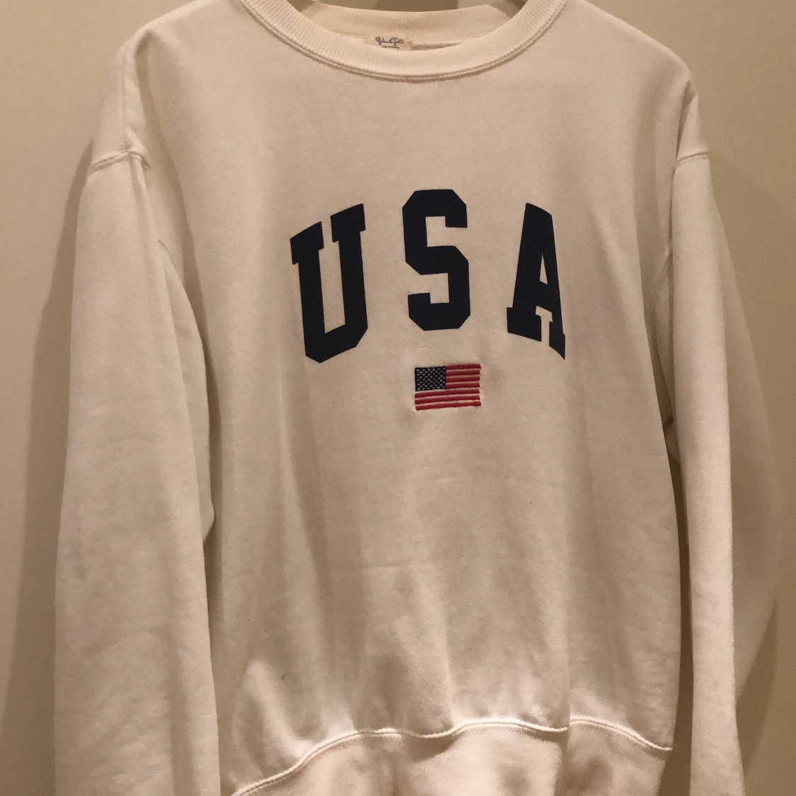 Brandy Melville sweatshirt  - 90