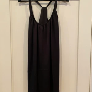 Svart Styleinklänning - Svart styleinklänning, endast använd 1 gång