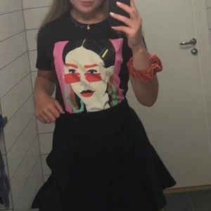 T-shirt  - Fin T-shirt från Zara💖 Bra skick. 