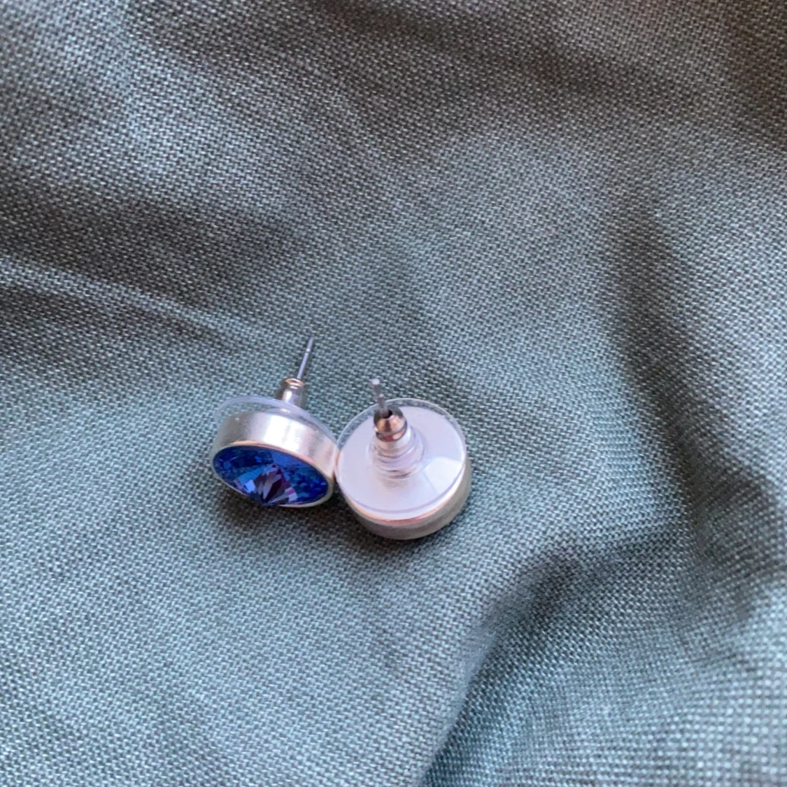 Blåa örhängen  - 90