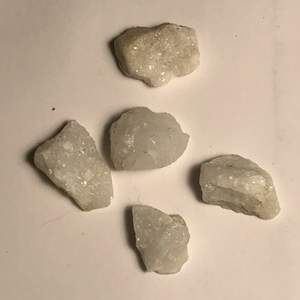 Small quartz crystal! Found by me 🔮✨