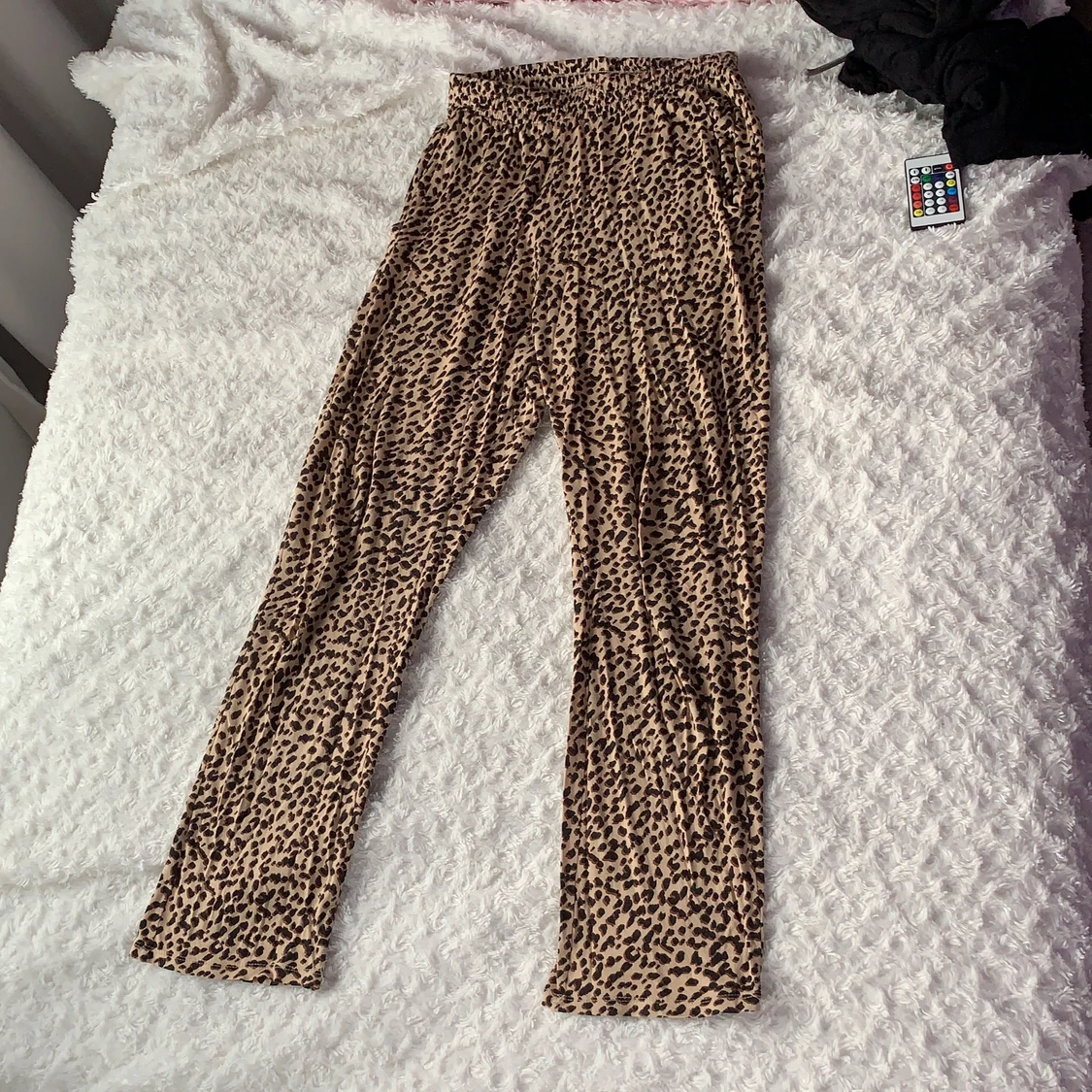 Leopardmönstrade byxor - 90