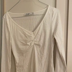 Vit topp - Vit topp från NAKD supersöt 