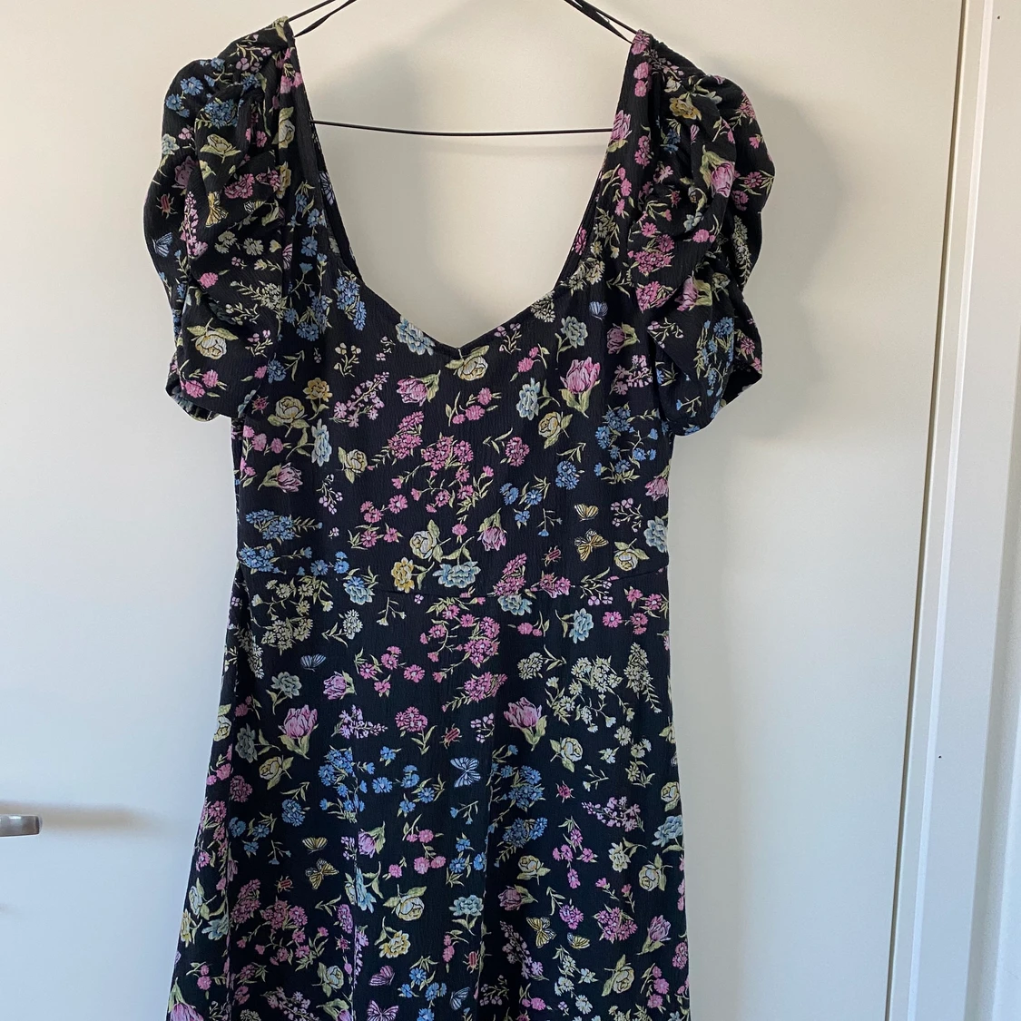 Blommig klänning - 90