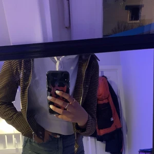 Sommarjacka - Fin sommar jacka från Monki! Nypris 400kr                                     Pris kan diskuteras😊💗