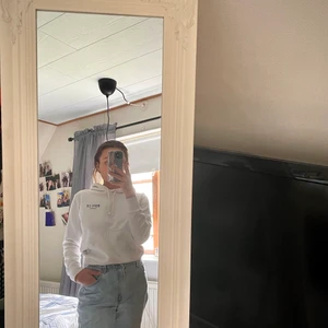 Dope hoddie strl S - Hoddie från dope, skicka för fler bilder. Köparen står för frakt 🌸