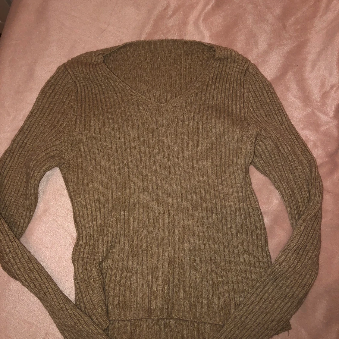 Stickad beige tröja XS