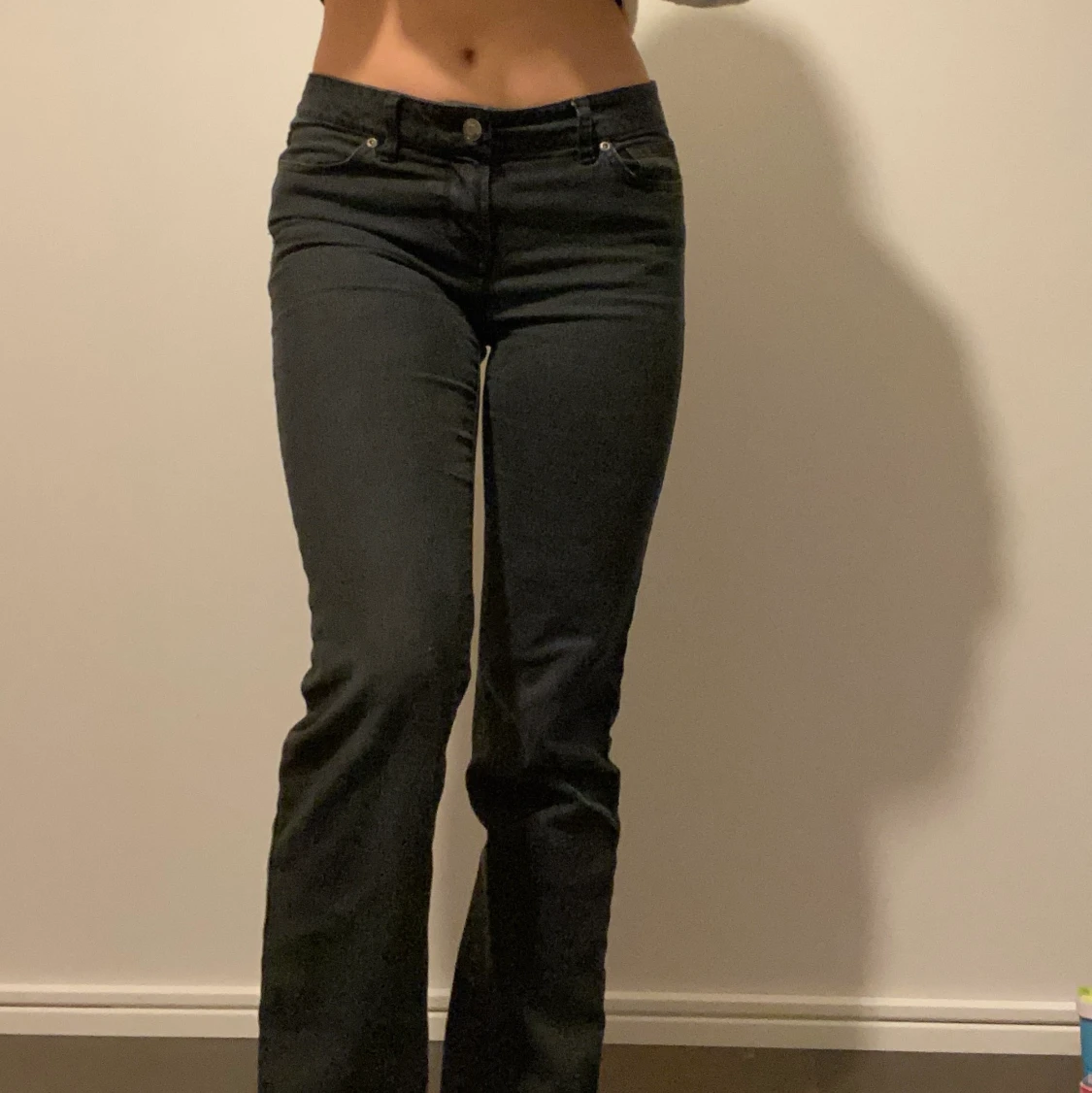 Lågmidjade svarta jeans