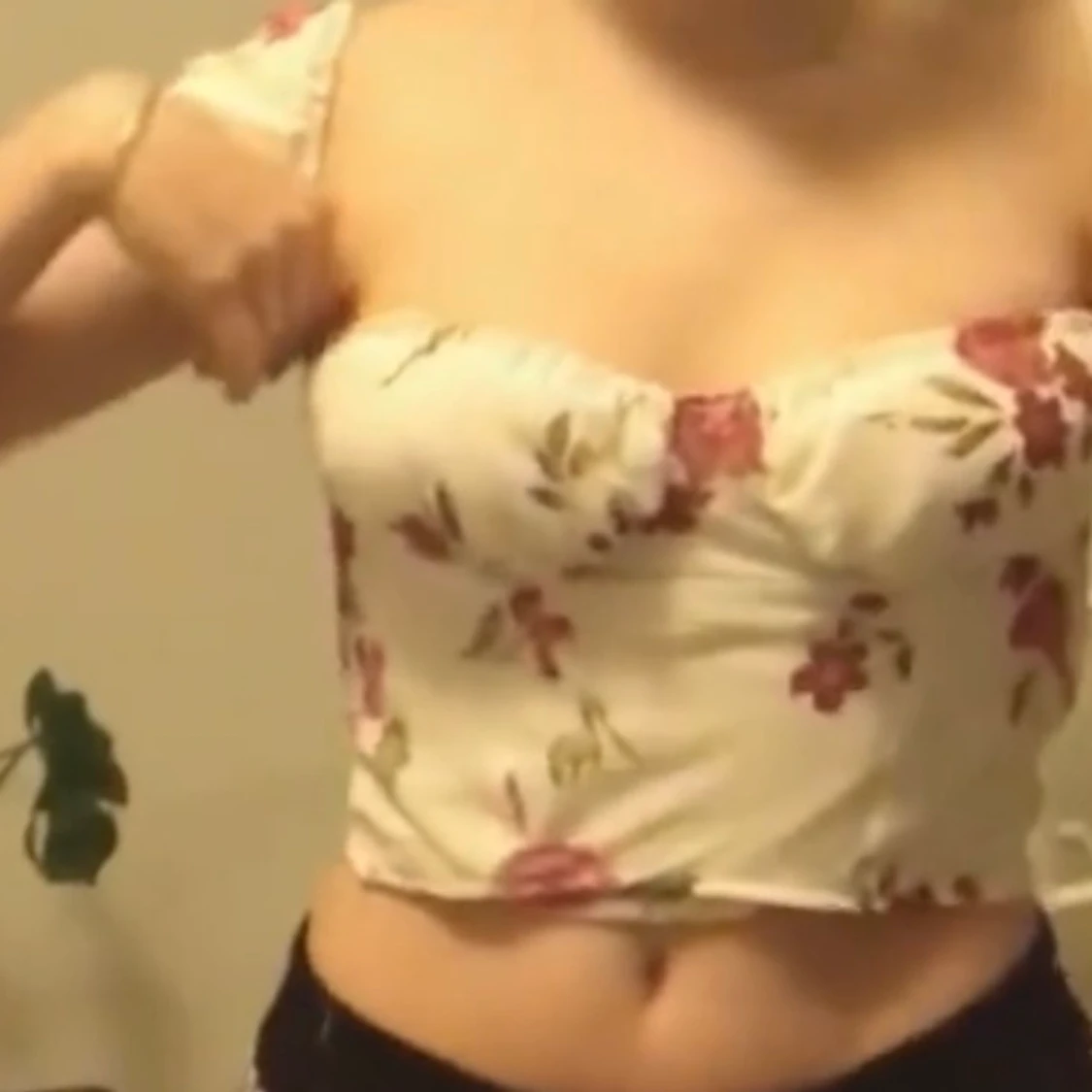 Superfin blommig topp  - 91