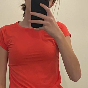 Rosa träningströja  - En jätte fin rosa träningströja 