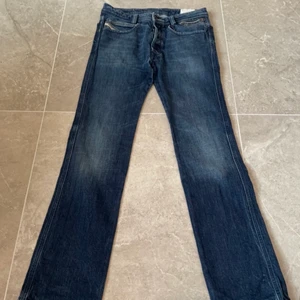 Lågmidjade Diesel Jeans💕 - Jättefina mörkblåa lågmidjade Diesel jeans❤️