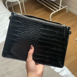 Carin wester - Använd endast en gång på min bal, har så mycket mer och ge!!! Perfekt till bal och fest 🎉 