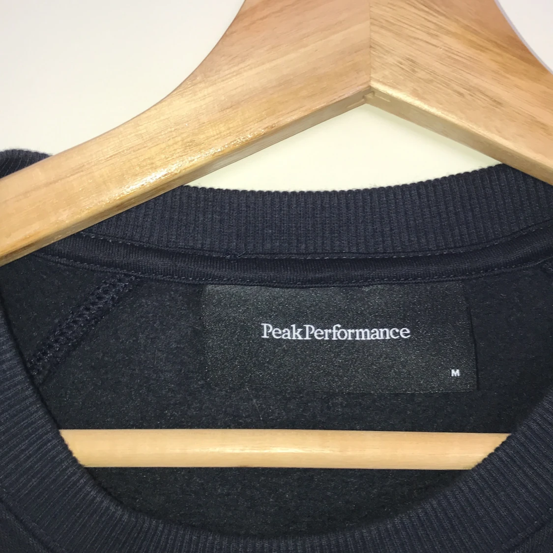 Sprillans ny Peak Performance tröja  - 91