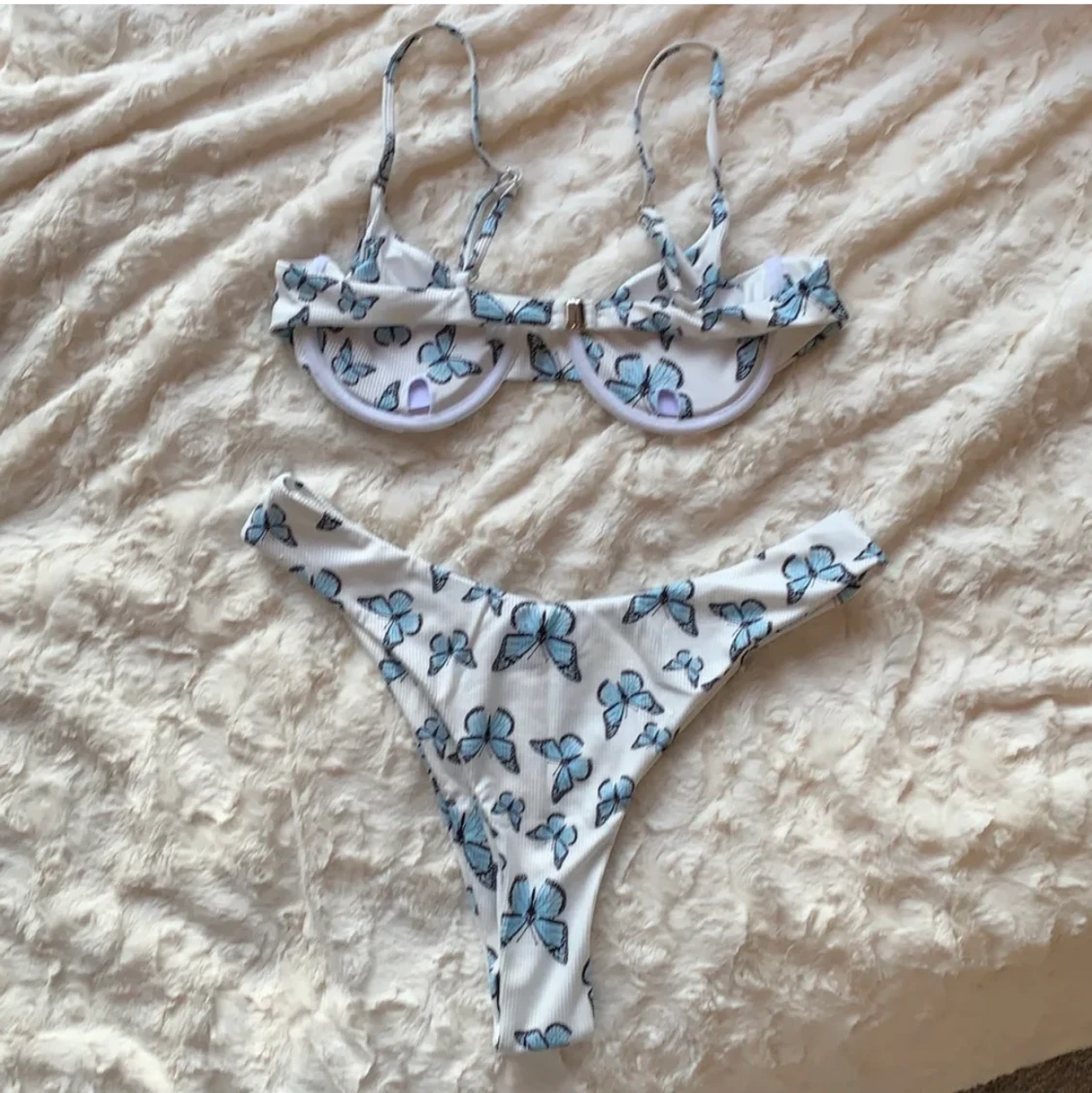 Fjärilsbikini st M - 90