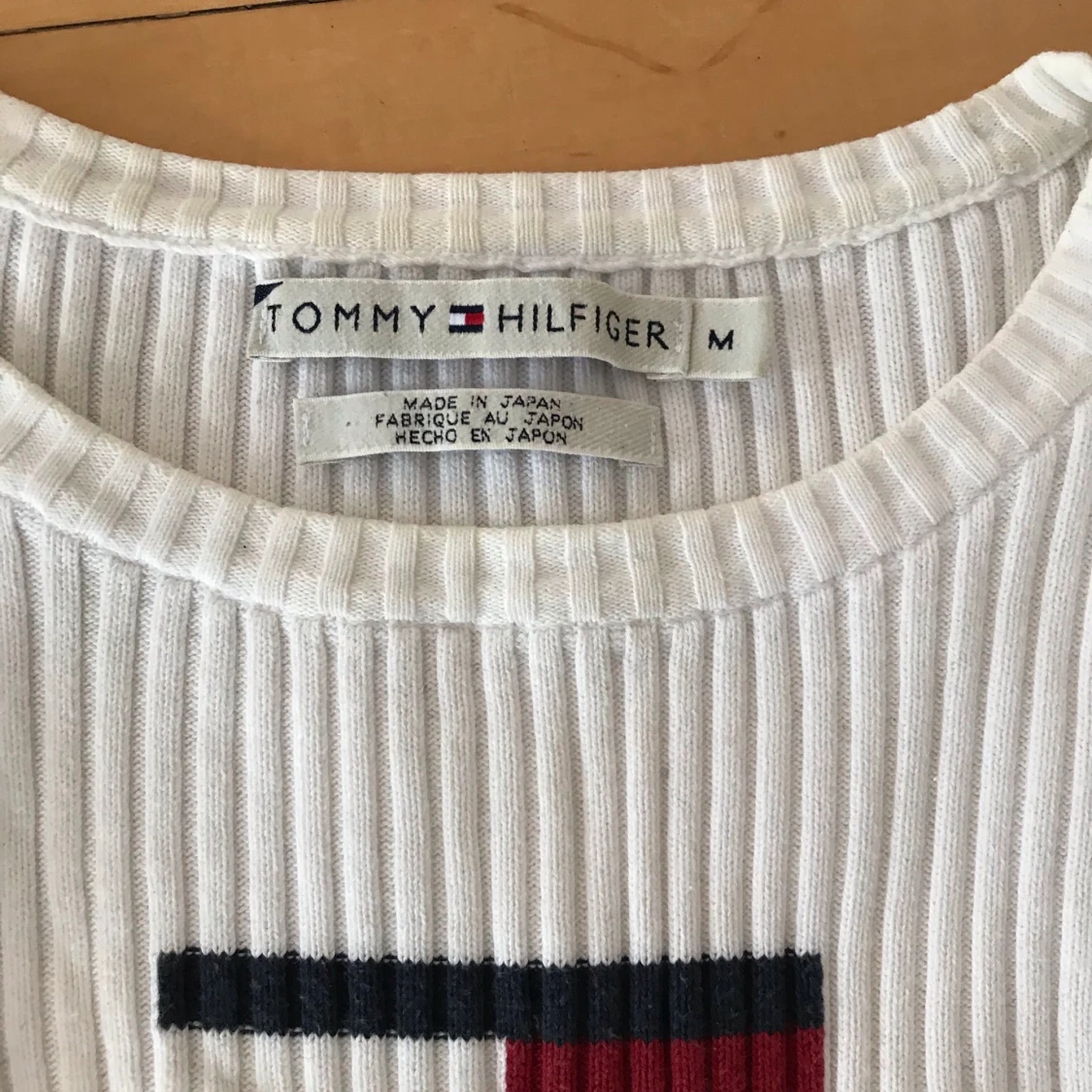 Tommy hilfiger  - 91