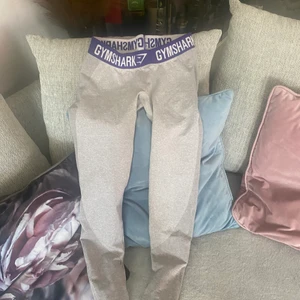 Gymstark träningstights  - Super fina gymshsrk tights använda ett få tal gånger storlek s