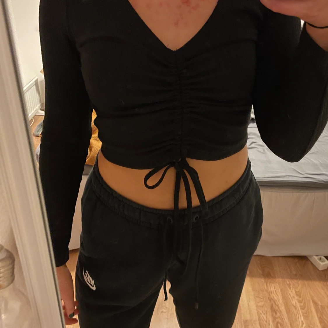 Svart långarmad tröja - 90