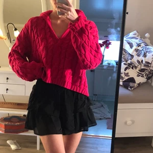 Rösa stickad tröja 💖 - Stickad tröja i storlek s, aldrig använd