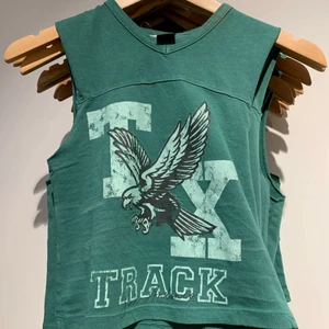 Urban outfitters tx track top!  - Jag köpte den här i sommars ungefär, den var dock för stor så den passade inte, har aldrig andvändt den💔 men den är slutsåld överallt och säljs inte längre på Urban!!! ❤️