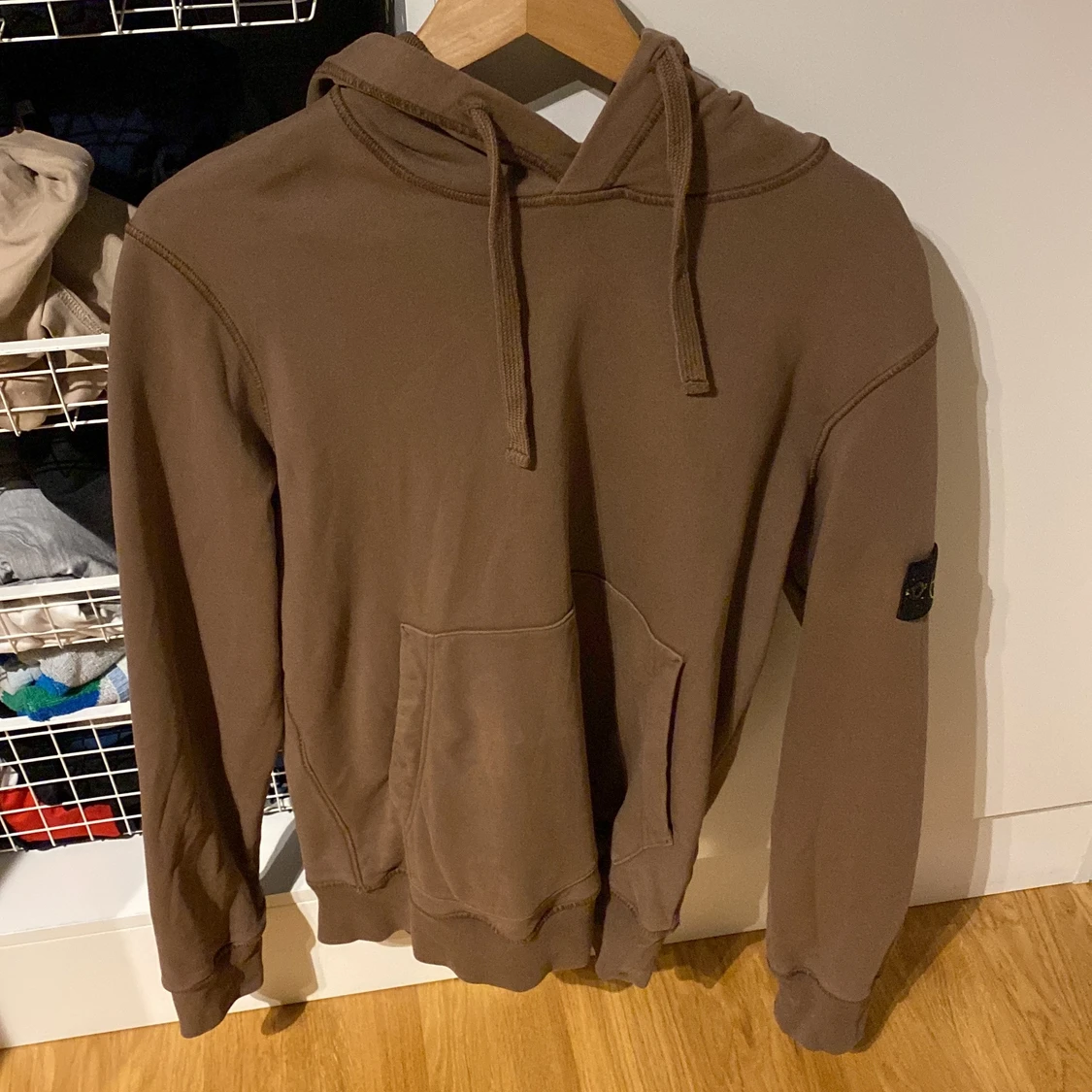 Stone island hoodie storlek M - 90