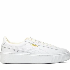 Puma basket platform  - Snygga skor i bra skick, köparen står för eventuell frakt!