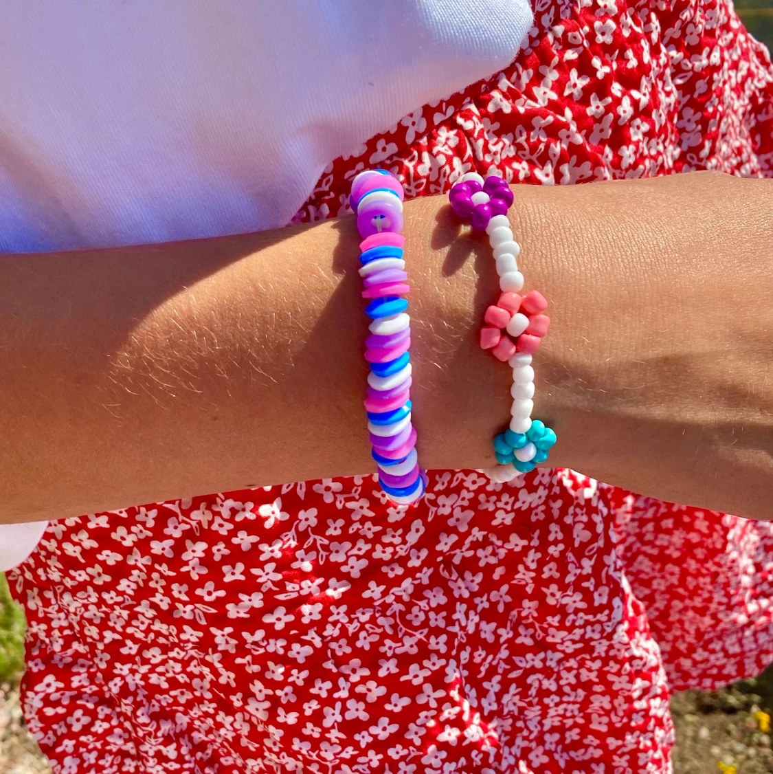 Färgglada sommararmband!🌸🌿