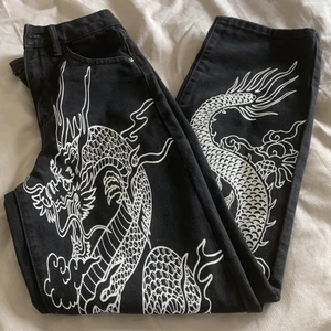 Trendiga Shein Mönstrade Shein Svarta Jeans - SÅLD