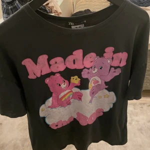 T-shirt från Zara  - Skönt material med coolt tryck 