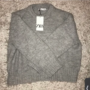 Zara tröja - Fin zara tröja i storlek S i helt ny skick