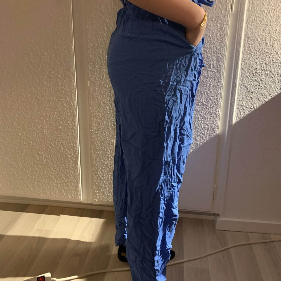 Blåa tunna byxor - 90