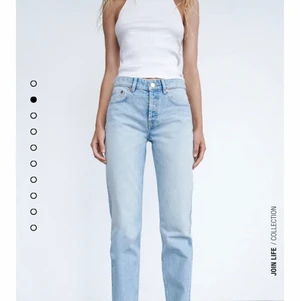 Zara jeans  - Fick dessa i julklapp och är fel storlek, gått över 30 dagar så därför kan jag inte lämna tbx😊 därmed aldrig använda endast testade! Dom är helt slut oxå! 
