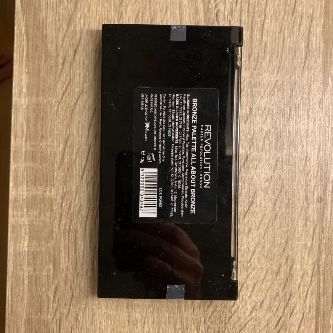 Makeup revolution pallette - 90