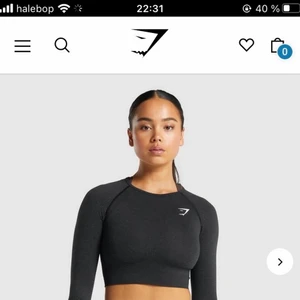 Gymshark topp oanvänd - Aldrig använd så i nyskick. Nypriset är 400 men säljer för 250