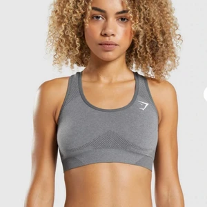 Gymshark sport Bh - Helt ny sport-bh, ensast tagen ur förpackningen och inte ens provad!!! Köpt på gymsharks hemsida ord.pris 399kr
