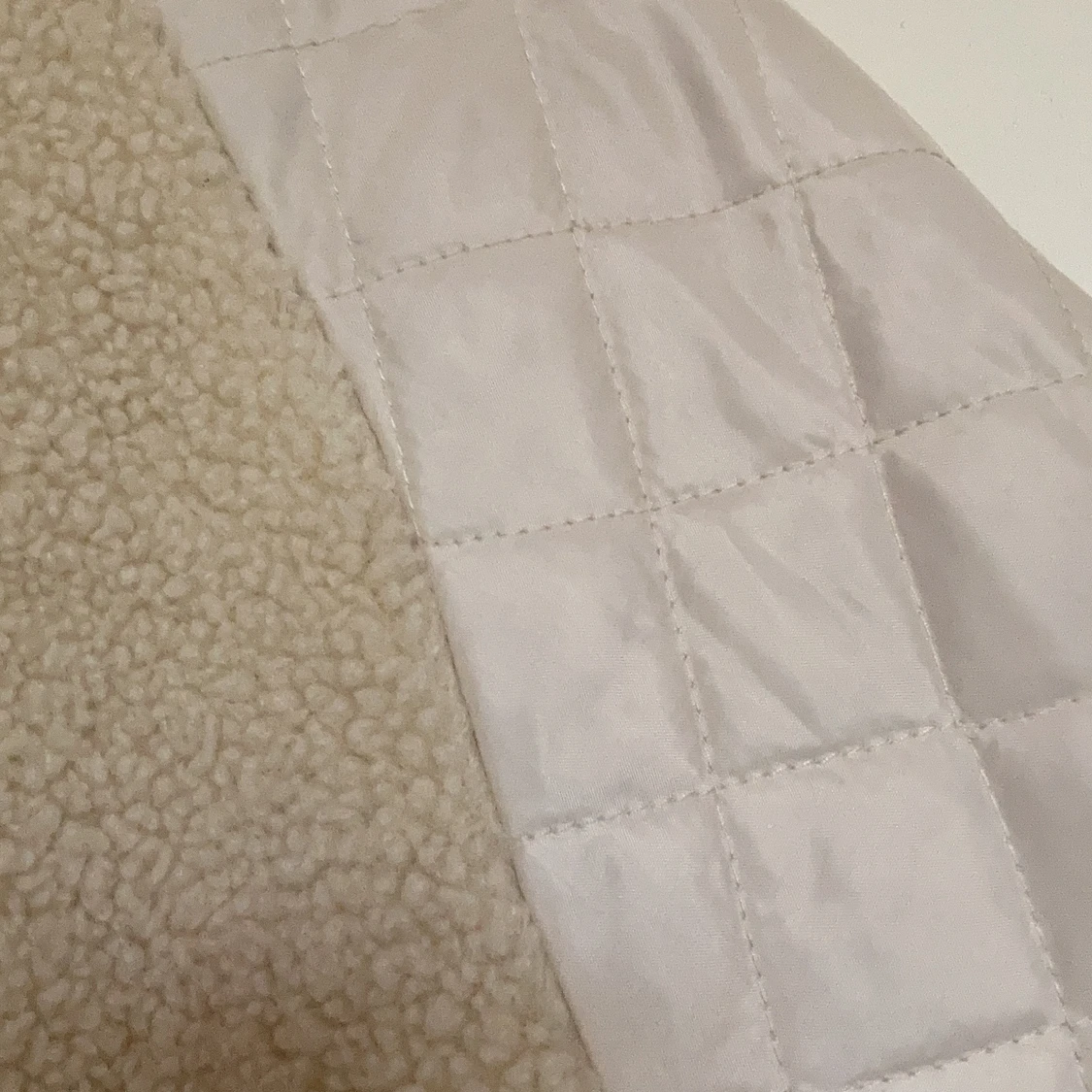 Vit teddyjacka!  - 91