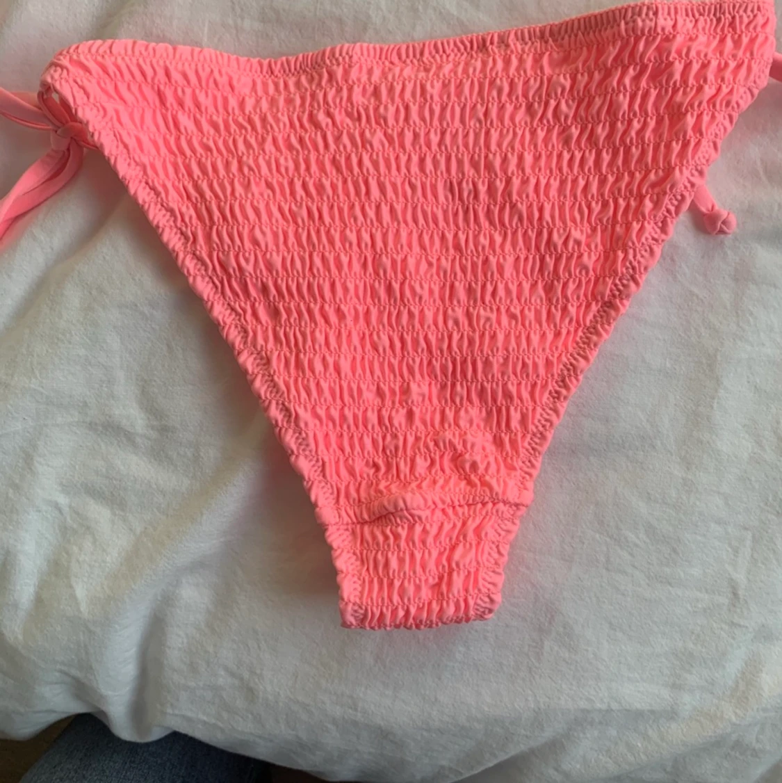 Neonrosa knyt bikini - 90