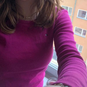 Långärmad tröja - Långärmad Tommy hilfiger tröja, bra skick