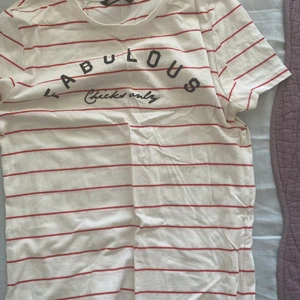 ONLY T-Shirt - T-Shirt from only