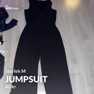 Jumpsuit storlek M - Väldigt fin och bekväm jumpsuit sitter bra för storlek S med. Hör av er för fler bilder eller information. Kan även mötas upp i Göteborg ☺️